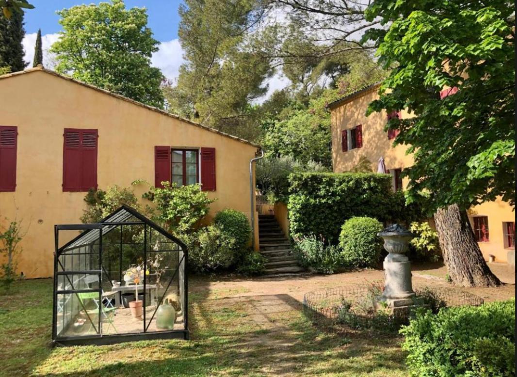 B&B Villa Roumanille Aix-en-Provence Bilik gambar